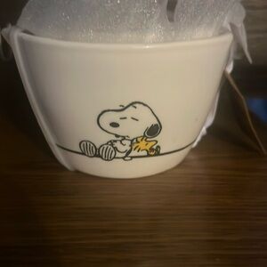 Rae Dunn Snoopy measuring cups